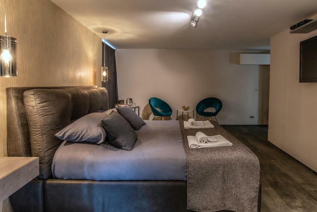 Black And White Suite Roma Dış mekan fotoğraf